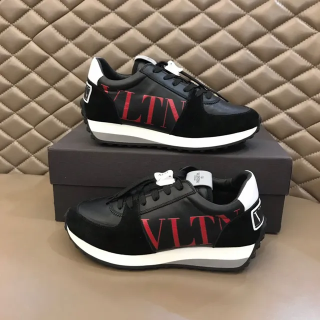 Valentino VLTN Tênis lifestyle preto de camurça e couro com logo 7