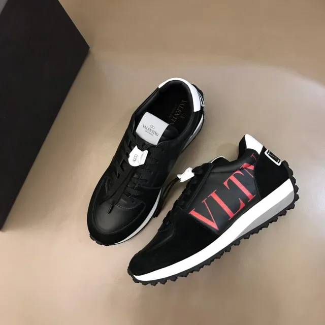 Valentino VLTN Tênis lifestyle preto de camurça e couro com logo 8