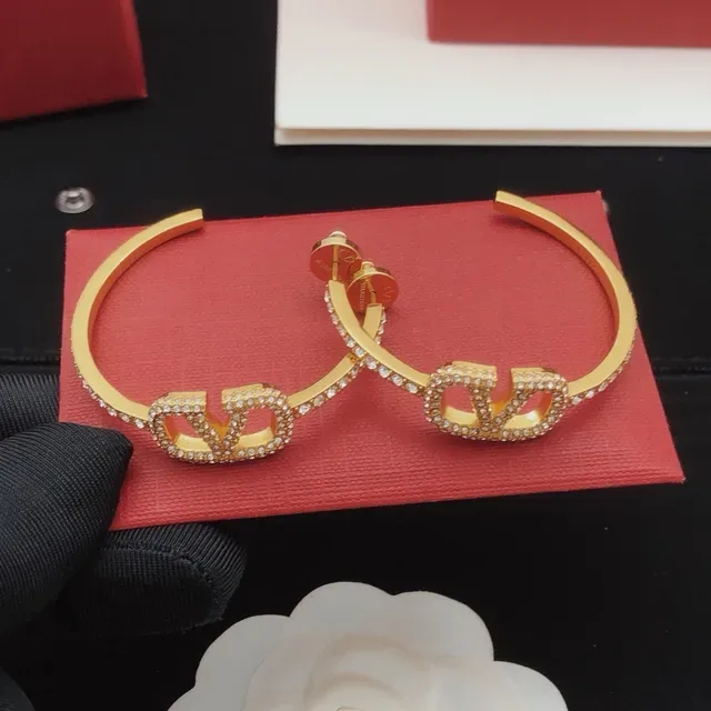 Valentino VLTN Boucles d'oreilles créoles Pavé Cristal 6