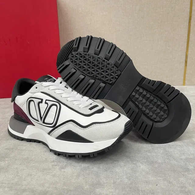 Valentino VLTN Runner blanc noir bordeaux lifestyle sneakers 3