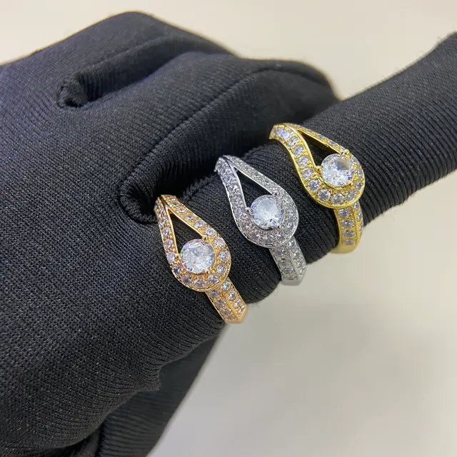 Van Cleef & Arpels Or Argent Bande à Double Boucle Pavé Diamant Épaules Bague 6