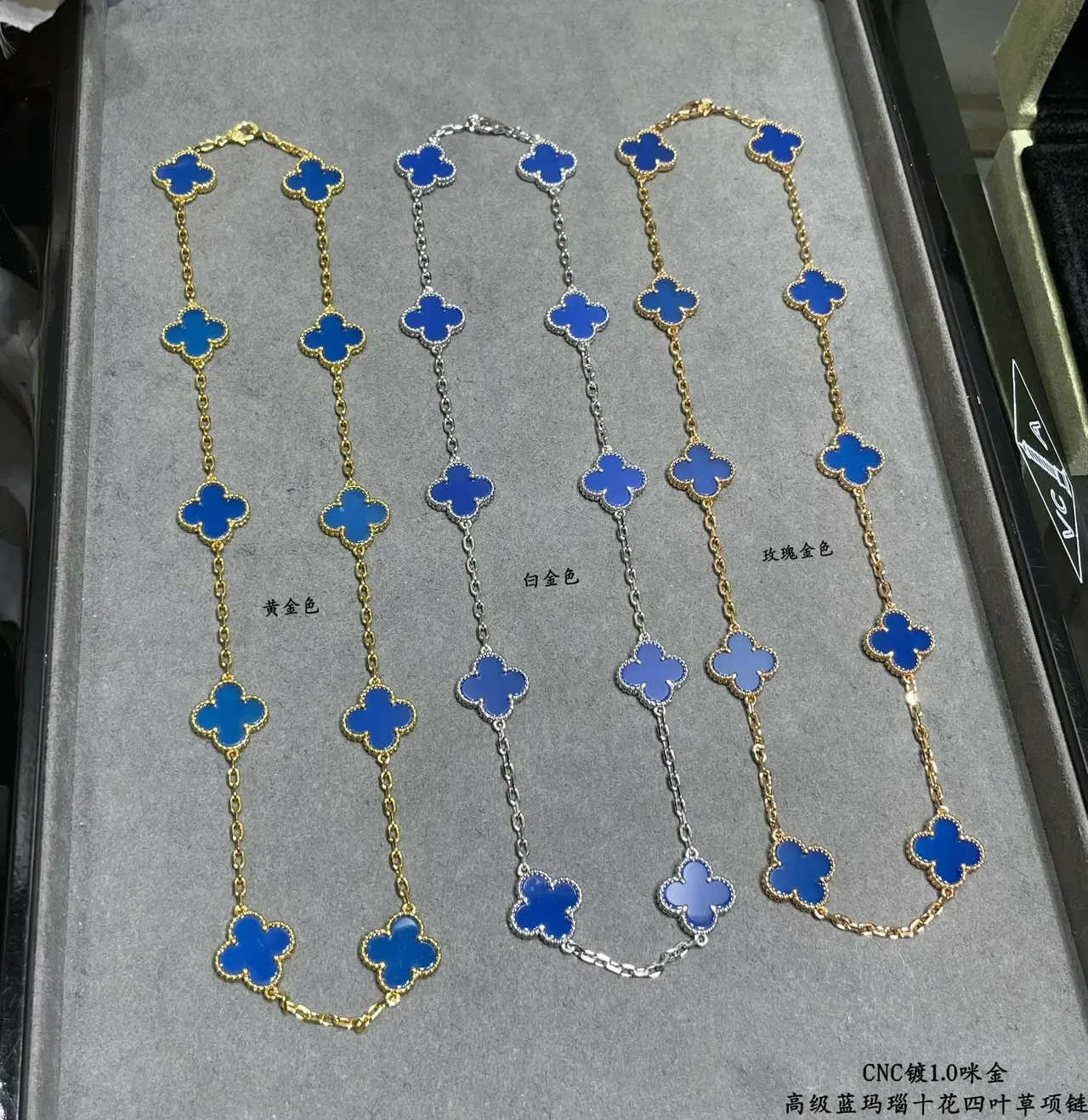 Van Cleef & Arpels ألهامبرا مينا أزرق نبات كلفر ذو أربعة أوراق قلادة 7