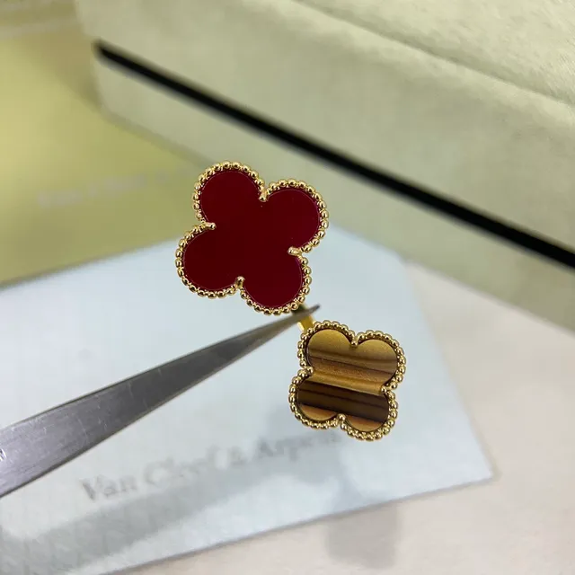 Van Cleef & Arpels Alhambra Or Bordeaux Motif Trèfle à Quatre Feuilles Bord Perlé Bague 4