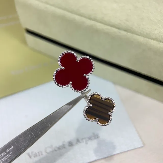 Van Cleef & Arpels Alhambra Or Bordeaux Motif Trèfle à Quatre Feuilles Bord Perlé Bague 6