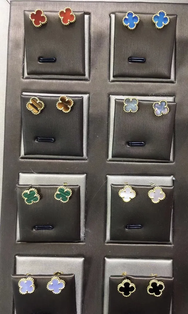 Van Cleef & Arpels Alhambra Collier avec Charme Quatre Feuilles 2