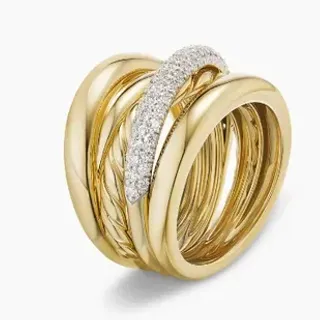 Van Cleef & Arpels خاتم ذهبي متعدد الفرائض بافيه ماس