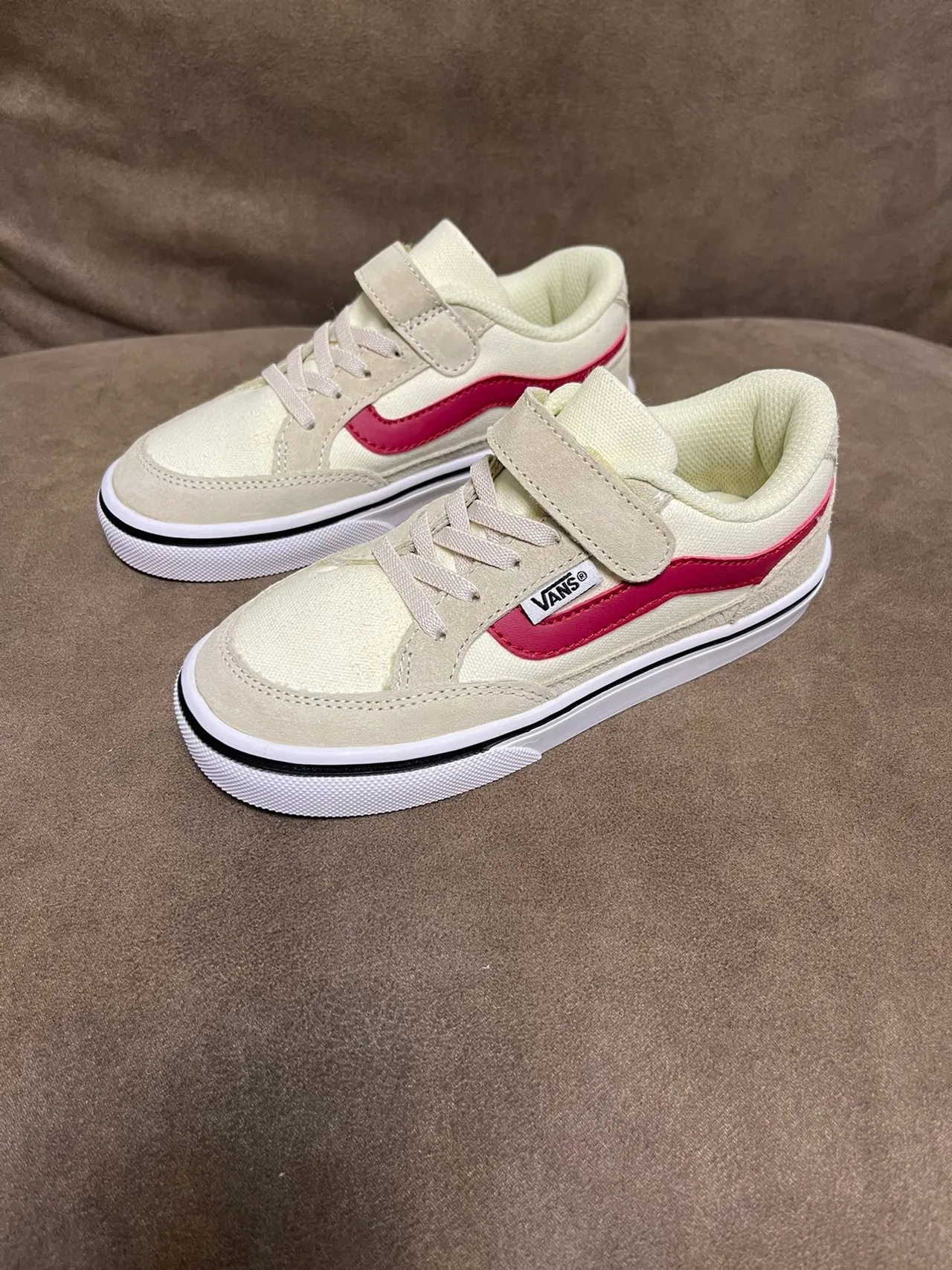 Vans Era بيج أحمر أحذية تزلج منخفضة مع إغلاق بالرباط والحزام 4