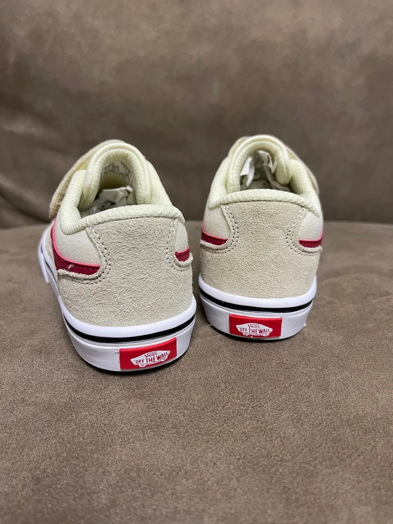 Vans Era بيج أحمر أحذية تزلج منخفضة مع إغلاق بالرباط والحزام 5