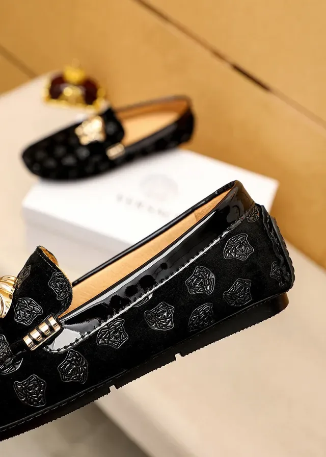 Versace Greca Odissea Preto Veludo Medusa Loafers 5