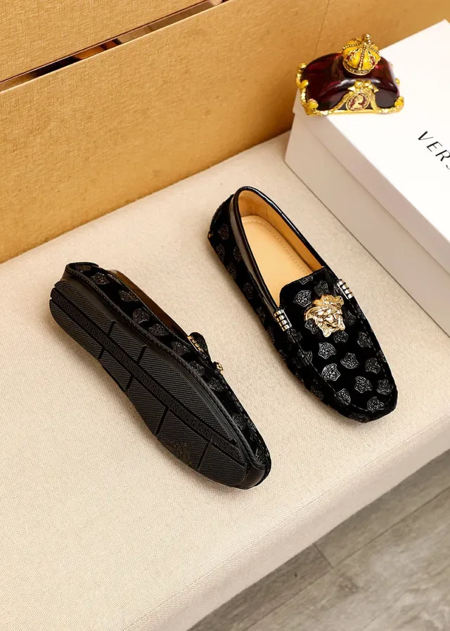 Versace Greca Odissea Preto Veludo Medusa Loafers 8