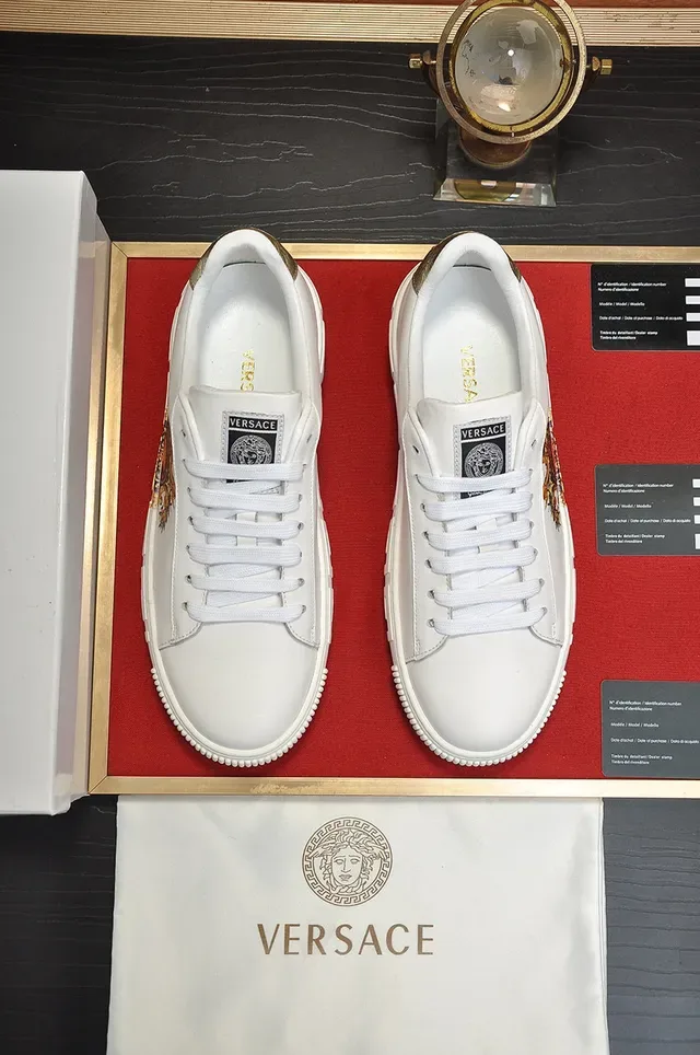 Versace Odissea Sneakers Lifestyle Blanches avec impression baroque 8