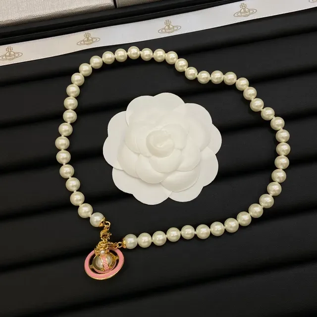 Vivienne Westwood Orb Beige Pink Pearl Strand Pendant Necklace 2