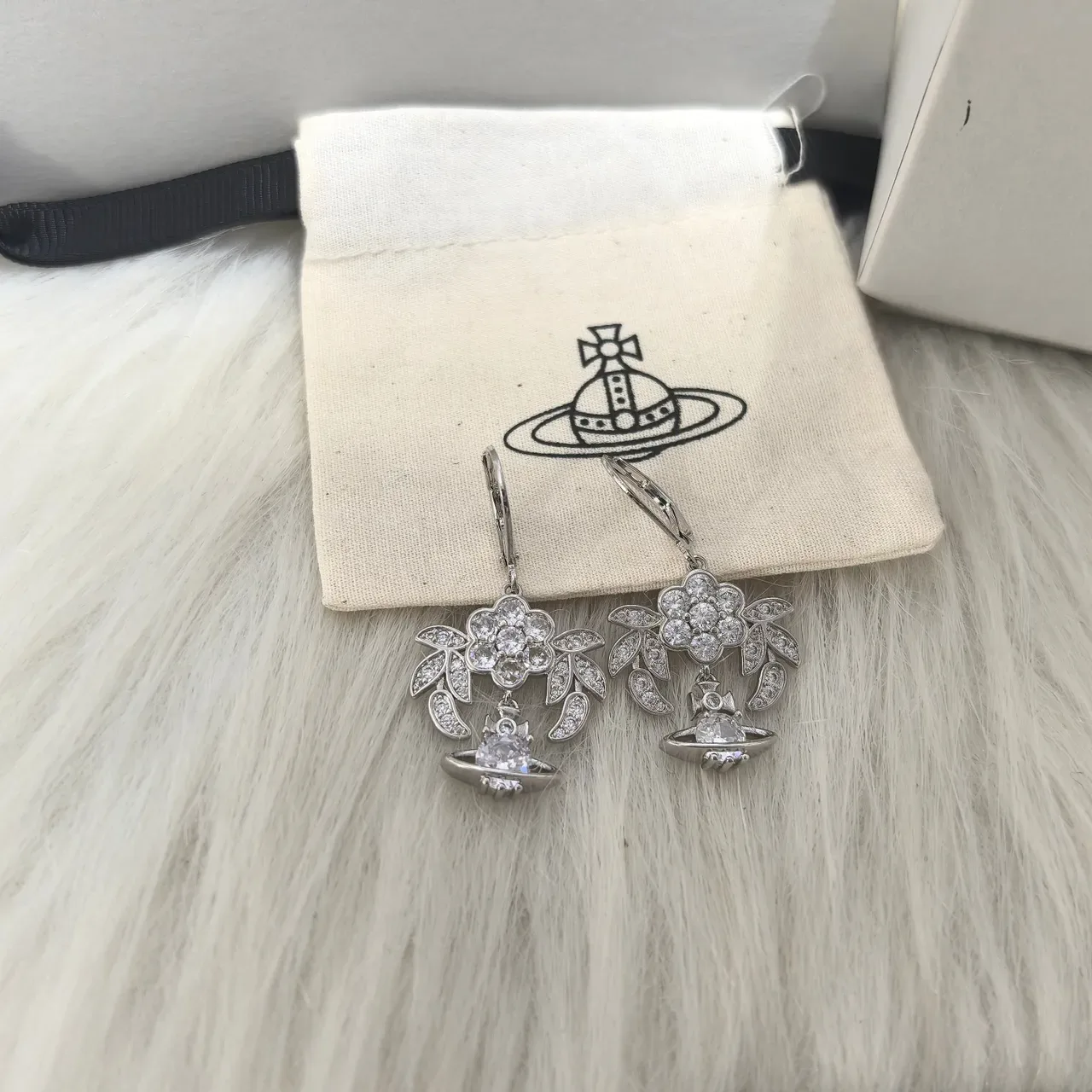 Vivienne Westwood Orb Flower Crystal Gold-Tone Earrings 2
