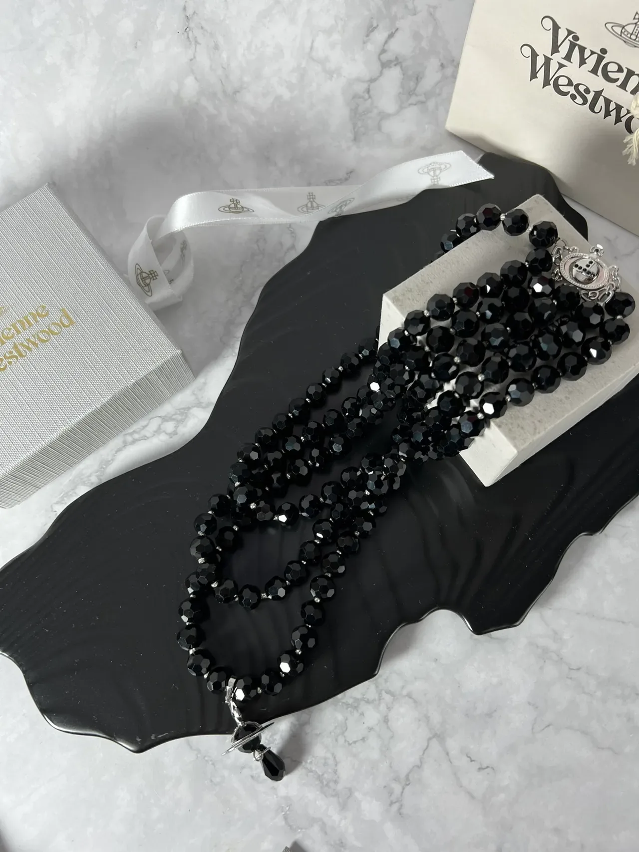 Vivienne Westwood Orb Necklace Black Faceted Beads Silver-Tone Hardware Necklaces 3