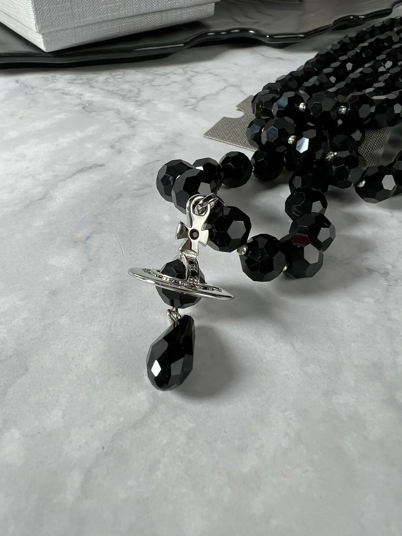 Vivienne Westwood Orb Necklace Black Faceted Beads Silver-Tone Hardware Necklaces 6