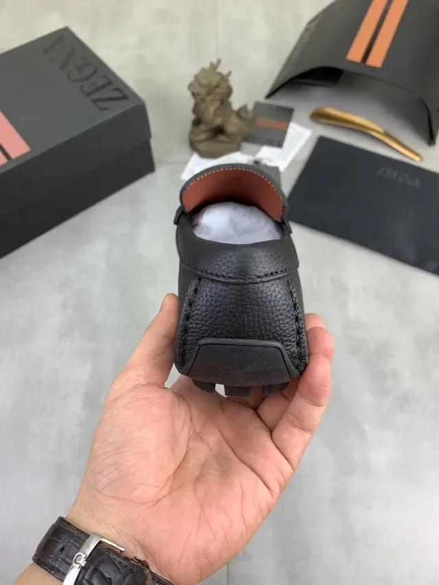 Zegna काला भूरा पेबल्ड लेदर मेटल 'Z' लोगो लोफर 3