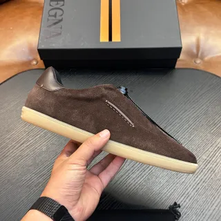 Zegna 棕米麂皮鞋面 侧面拉链 乐福鞋