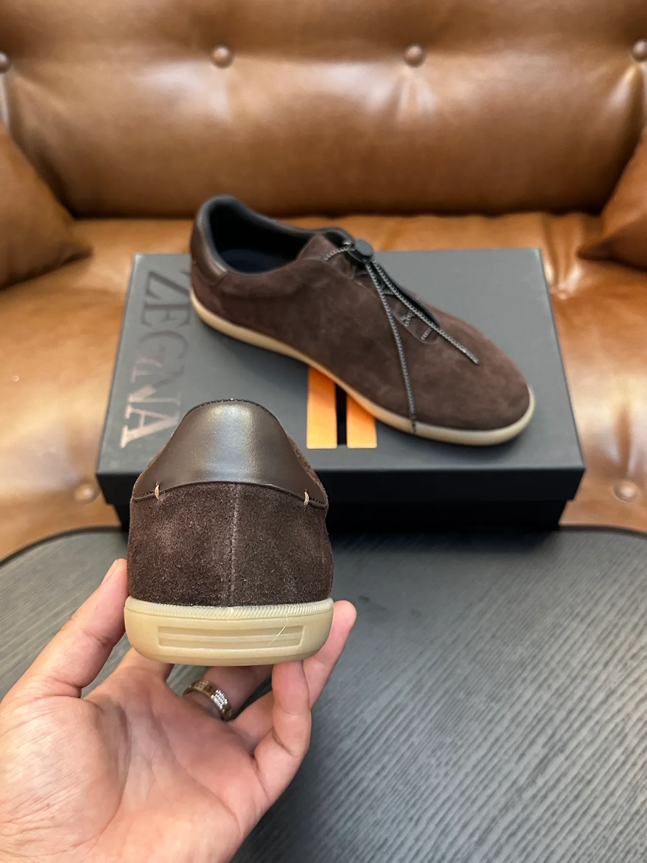 Zegna Marron Beige Daim Dessus Côté Fermeture Éclair Fermeture Mocassins 3
