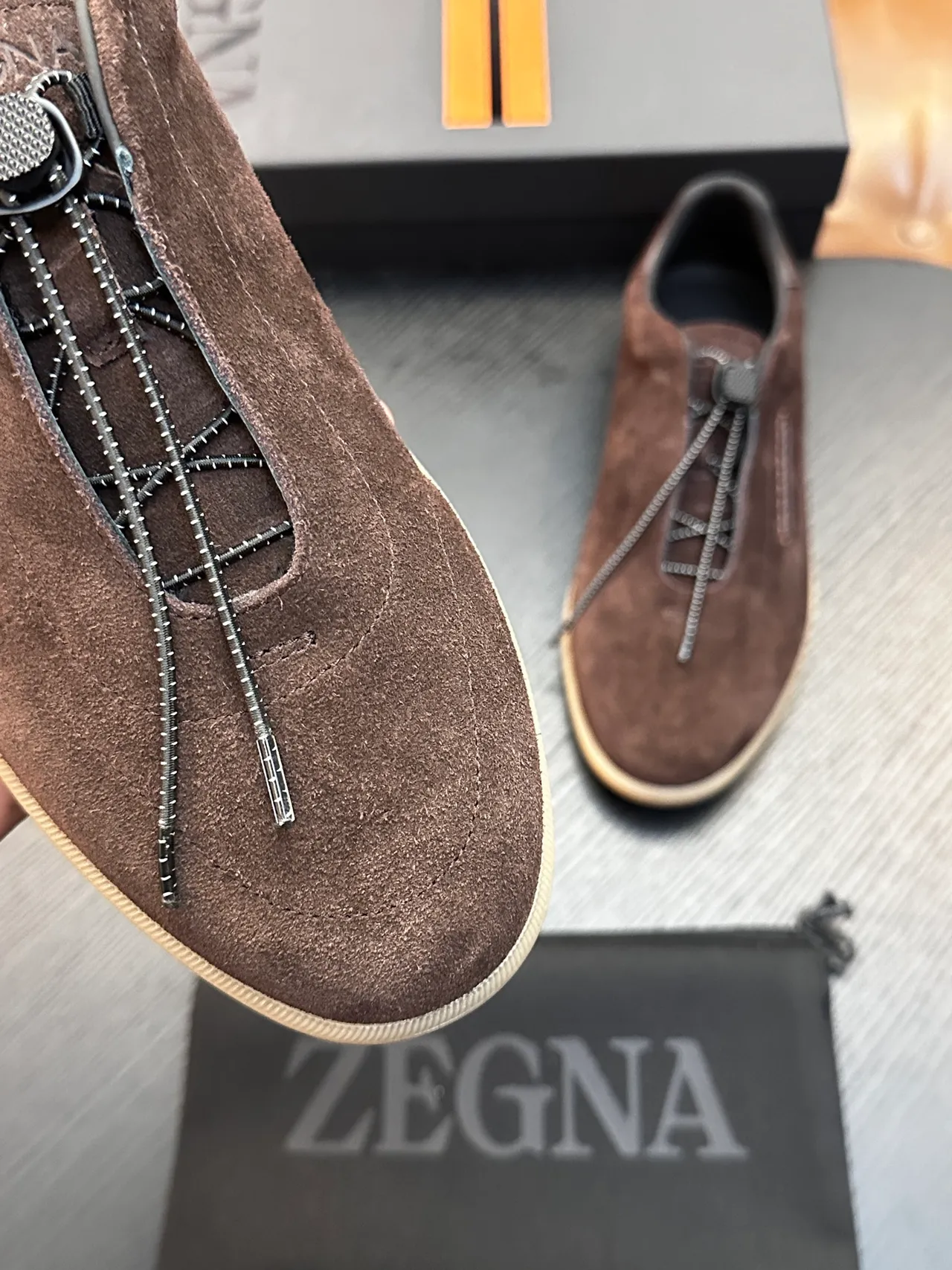 Zegna Marron Beige Daim Dessus Côté Fermeture Éclair Fermeture Mocassins 4