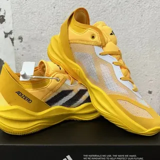 Adidas ADIZERO पीला सफेद काला बास्केटबॉल जूते