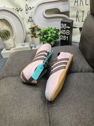 Adidas Beige Black Laceless Velcro Strap Three-Stripe Side Panel Lifestyle Sneakers 6