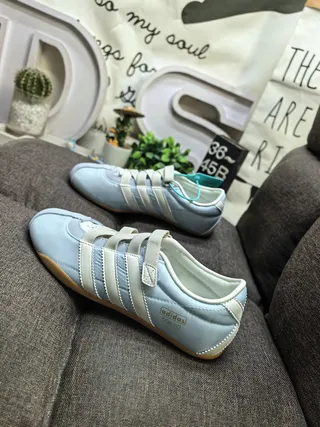 Adidas Beige Black Laceless Velcro Strap Three-Stripe Side Panel Lifestyle Sneakers 17