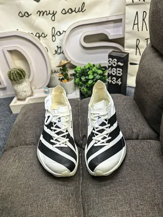Adidas Beige Black Sculpted Midsole Three Stripes Lifestyle Sneakers 10