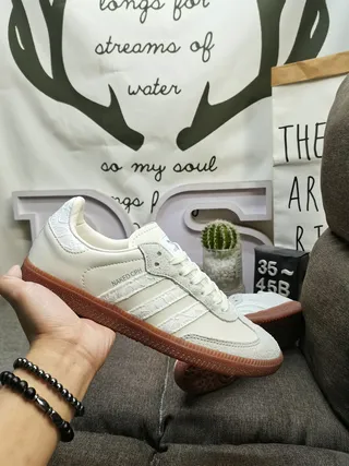 Adidas Beige Brown Low-Top Gum Sole Lifestyle Sneakers 5