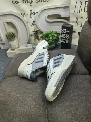 Adidas Beige Navy Low-Top Padded Collar Lifestyle Sneakers 6