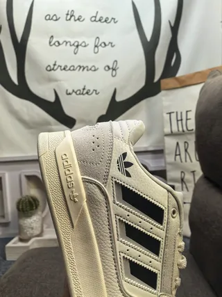Adidas Beige Navy Low-Top Padded Collar Lifestyle Sneakers 13