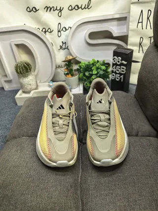Adidas Beige Yellow Sculpted Midsole Gradient Mesh Panel Lifestyle Sneakers 10