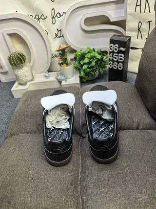 Adidas Black White Laceless Low-Top Leather Upper Lifestyle Sneakers 8