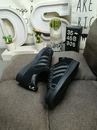 Adidas Black White Low-Top Suede Upper Lifestyle Sneakers 6