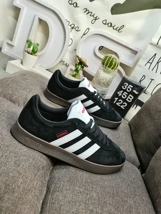 Adidas Black White Suede Upper Three-Stripe Side Panel Lifestyle Sneakers 9