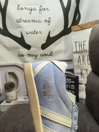 Adidas Blue Beige Suede Upper Three-Stripe Side Panel Lifestyle Sneakers 23