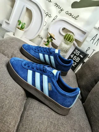 Adidas Blue Navy Suede Upper Three-Stripe Side Panel Lifestyle Sneakers 7
