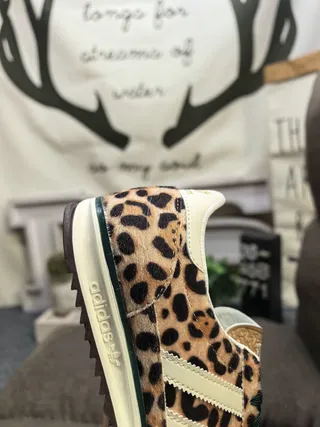 Adidas Brown Green Leopard-Print Cowhide Upper Three White Stripes Lifestyle Sneakers 3
