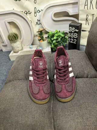 Adidas Burgundy Beige Knit Upper Three-Stripe Side Panel Sneakers 10