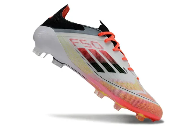 Adidas F50 Multicolor Tênis de Futebol Upper Sintético Leve Ajuste Dinâmico para Campo Firme 2