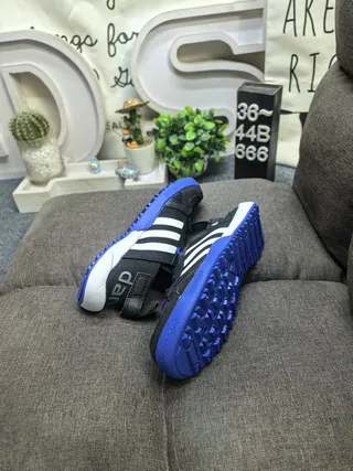 Adidas Sandales Casual Gris et Orange Lacets Ouvertes à l'orteil Supérieure en Maille 6