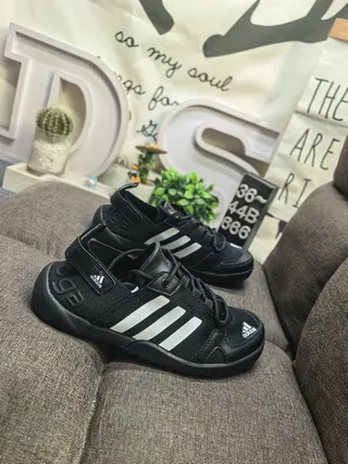 Adidas Sandales Casual Gris et Orange Lacets Ouvertes à l'orteil Supérieure en Maille 19