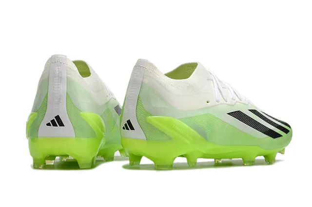 Adidas 绿白 低帮 合成鞋面 霓虹青柠 外底 硬地 足球鞋 5