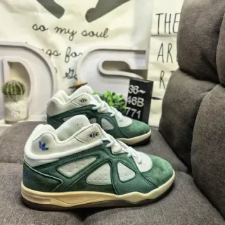 Adidas Green White Suede Upper Mesh Panels Lifestyle Sneakers