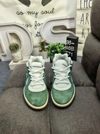Adidas Green White Suede Upper Mesh Panels Lifestyle Sneakers 10