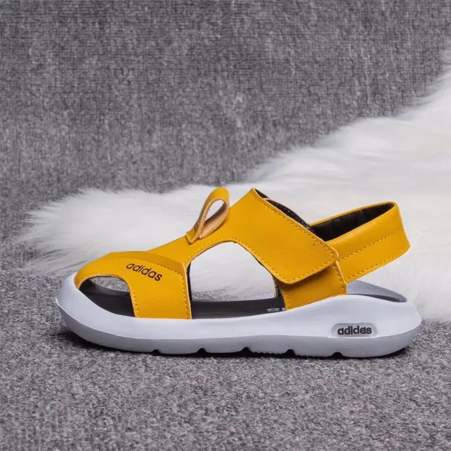 Adidas Crianças Sandálias Casuais Brancas e Pretas 7