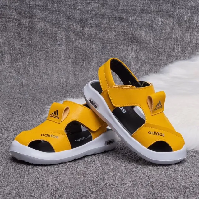 Adidas Crianças Sandálias Casuais Brancas e Pretas 8