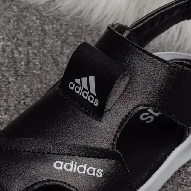 Adidas Crianças Sandálias Casuais Brancas e Pretas 20