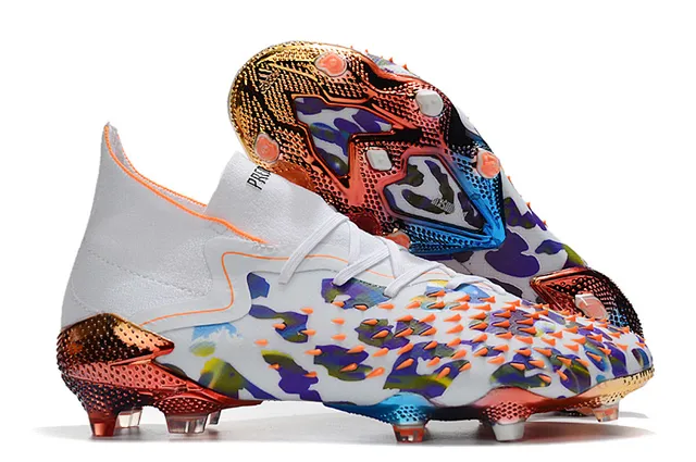 Adidas Multicolore Blanc Bas Ajustement Chaussette Partie Supérieure Impression Abstraite Camo Sol Ferme Chaussures de Football 1