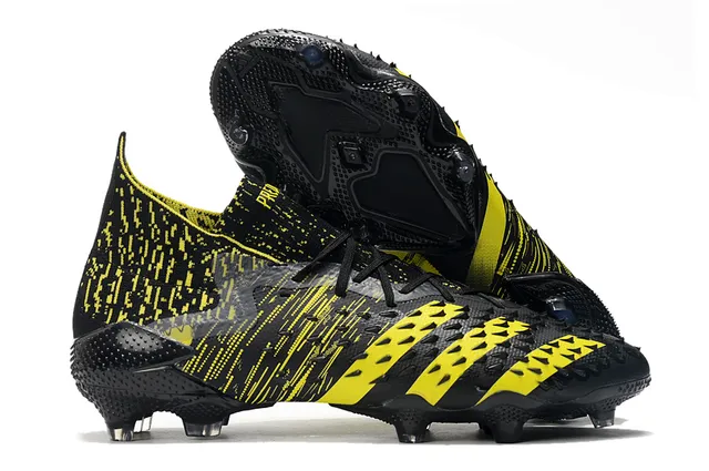 Adidas Multicolore Blanc Bas Ajustement Chaussette Partie Supérieure Impression Abstraite Camo Sol Ferme Chaussures de Football 6