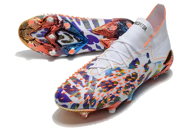Adidas Multicolore Blanc Bas Ajustement Chaussette Partie Supérieure Impression Abstraite Camo Sol Ferme Chaussures de Football 18